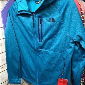 Men’s Small NWT North Face Hooded Fleece
